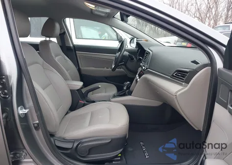 2019 Hyundai Elantra Limited z USA, uszkodzony, nr VIN 5NPD84LF2KH414940